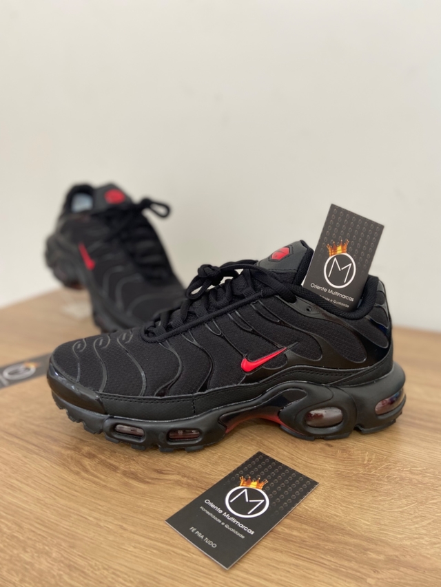 Nike air max plus preto e vermelho discount