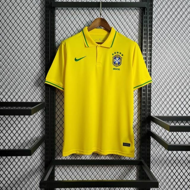 Camisa Polo Brasil Lisa 2022 Nike Torcedor - Amarela