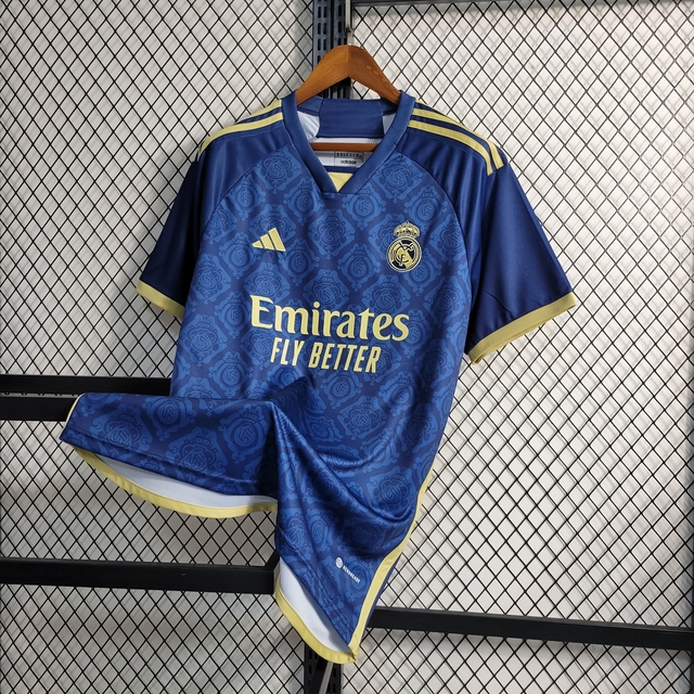 🤍 Com detalhes em azul e dourado, Real Madrid lança nova camisa