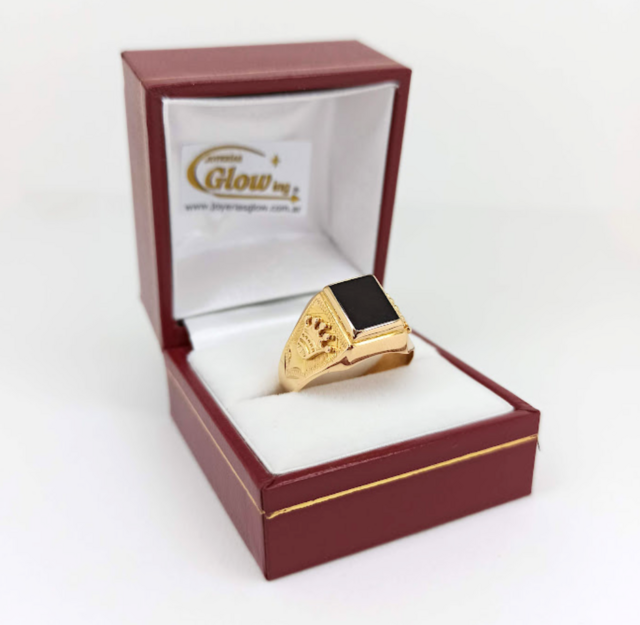 Anillo de hombre de oro con piedra negra sale