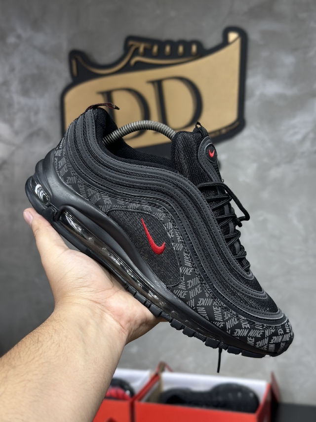 Nike air max preto e vermelho 2025