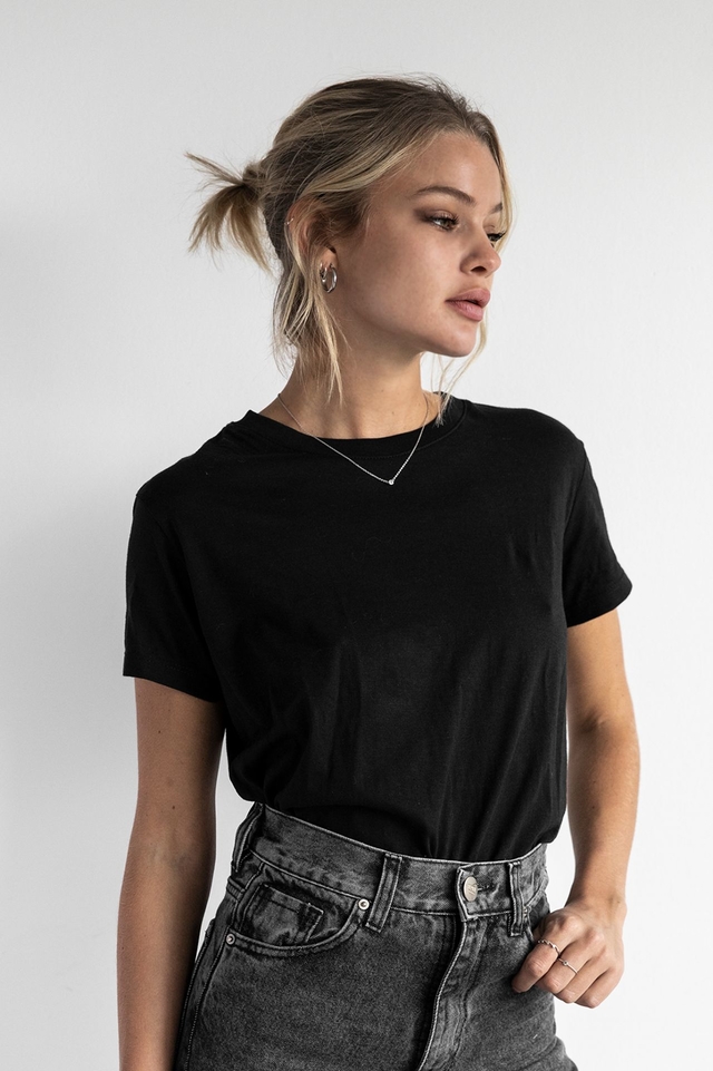 Remera negra mujer hotsell