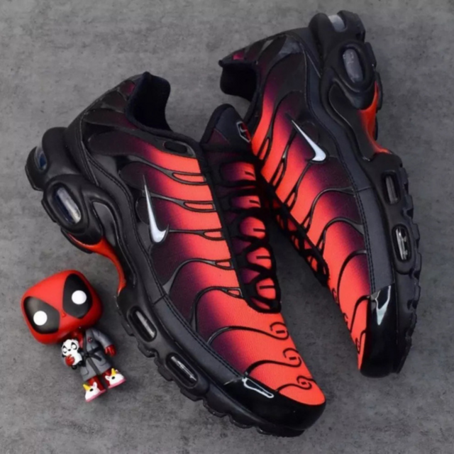 Nike cheap tn metallic