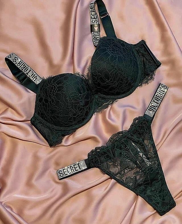 CONJUNTO VICTORIAS SECRET NEGRO ENCAJE - PINK BOX