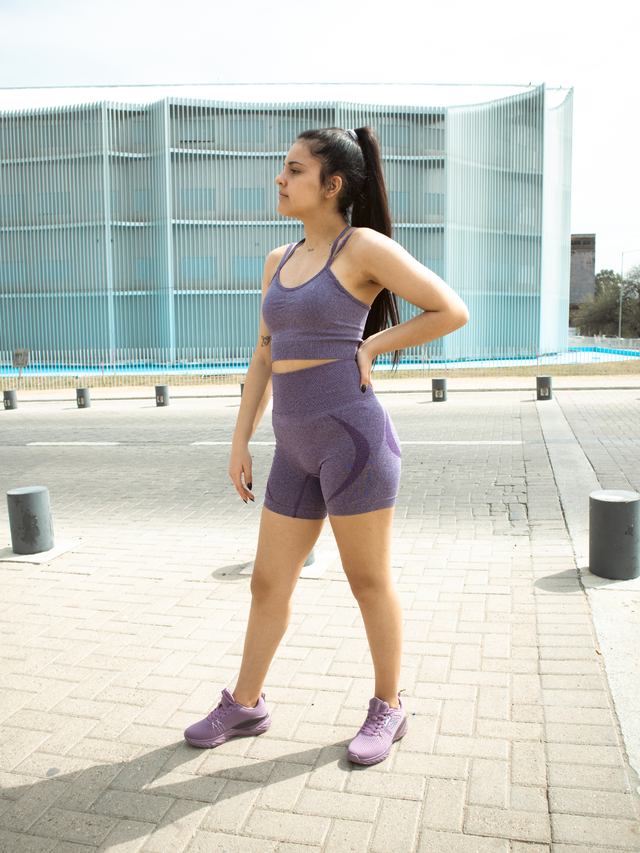 Conjunto Seamless Calza Corta Top