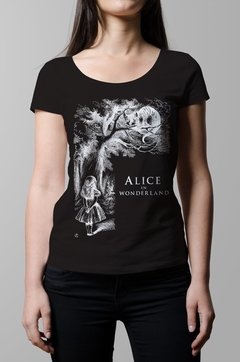 Remera Alicia en el pais de la maravillas negro mujer