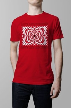 Remera Love and Rockets rojo hombre