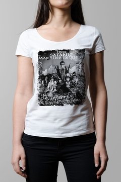 Remera Rolling Stones Satanic Majesties blanca mujer