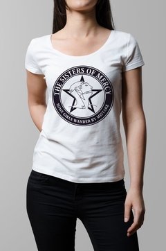 Remera blanca Sisters of Mercy mujer