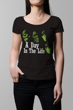 Remera The Beatles a day in the life mujer