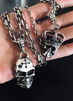 Imagen de Dije CALAVERA CAOS