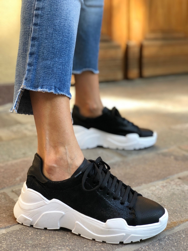 Zapatilla Journey negro