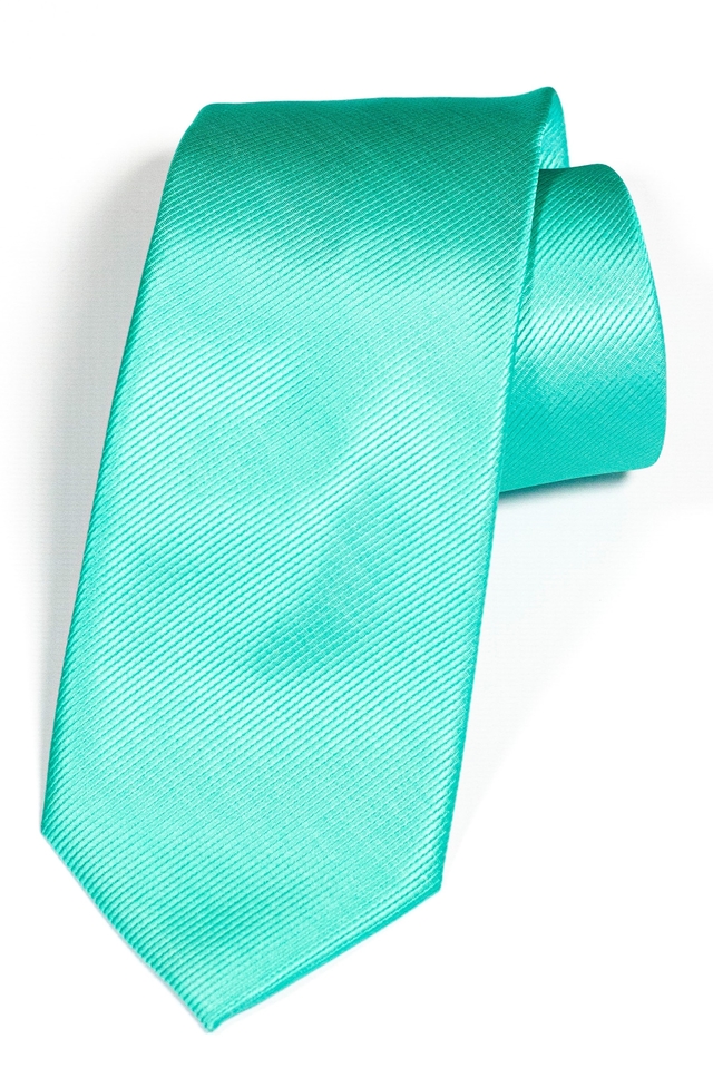 CORBATA LISA EN TWILL ANCHO CLÁSICO DE 8 CM en internet CORBATA LISA EN TWILL ANCHO CLÁSICO DE 8 CM en internet