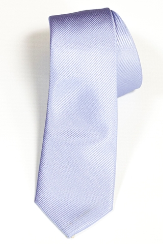 Imagen de CORBATA LISA EN TWILL ANCHO CLÁSICO DE 8 CM