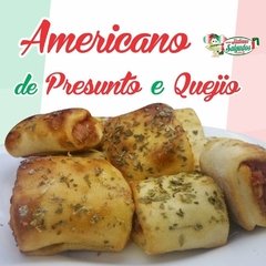 Americano de presunto com queijo salgados 