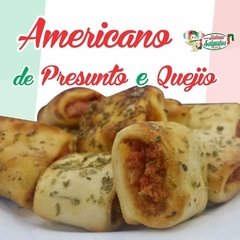 Americano de presunto com queijo salgados 