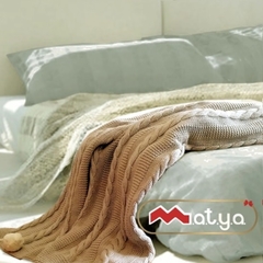 Manta / Pie De Cama Tejida con Borlas - tienda online