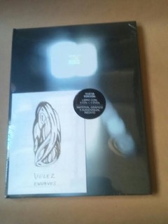 Spinetta y las bandas eternas - Box 3 CD + 3 DVD + Libro