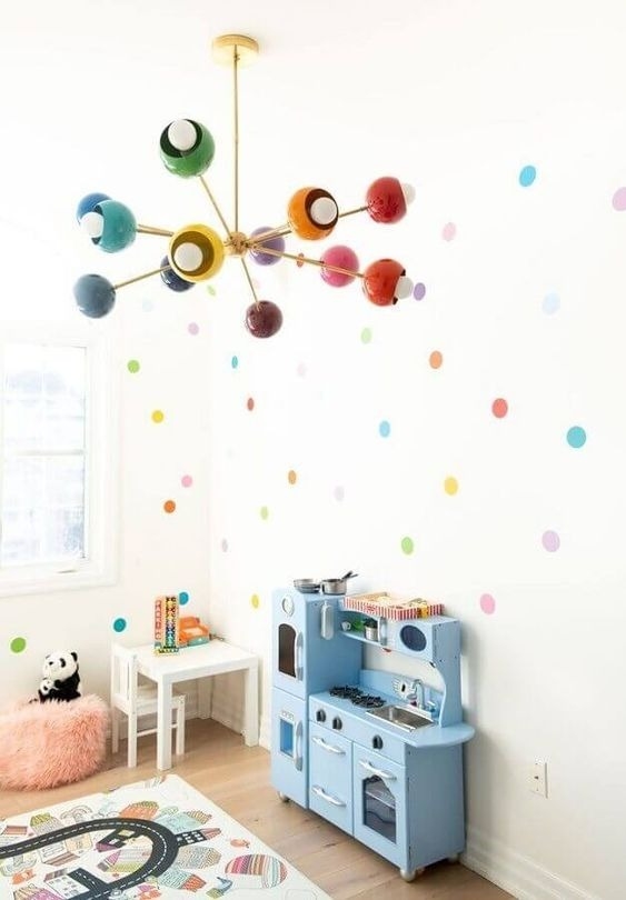 Lustre Pendente Sputnik Colorido para Quarto Infantil, Berçário, Escolinha,  Loja e salão de jogos.