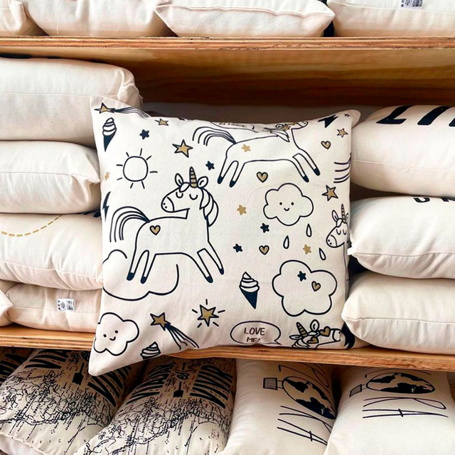 Funda de Almohadon Cuadrado UNICORNIO ESTRELLAS