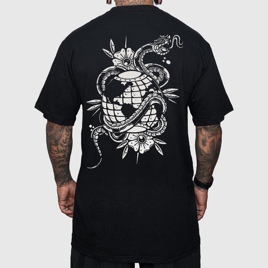 Camiseta Snake World