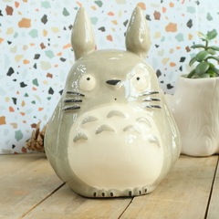Totoro de cerámica grande