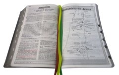 Bíblia devocional de estudo - capa luxo preta relevo