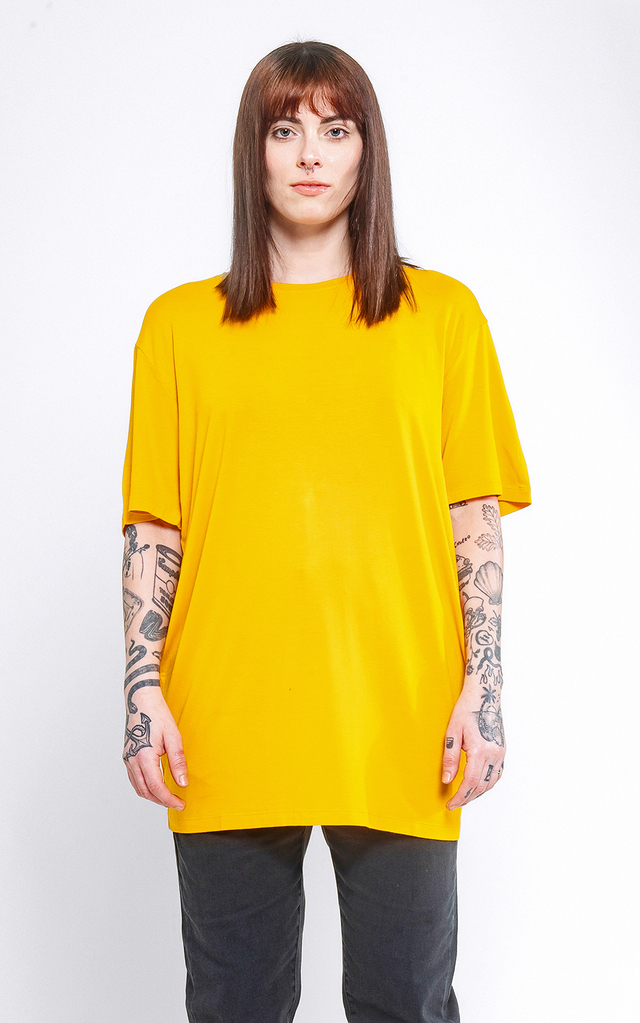 Remera mostaza new arrivals