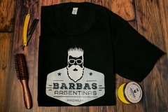 Remera Barbas Argentinas NEGRA