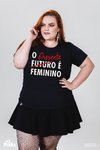 Camiseta O Presente é Feminino - MinKa Camisetas Feministas