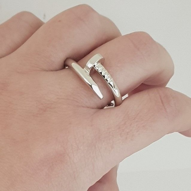 Anillo clavo plata new arrivals