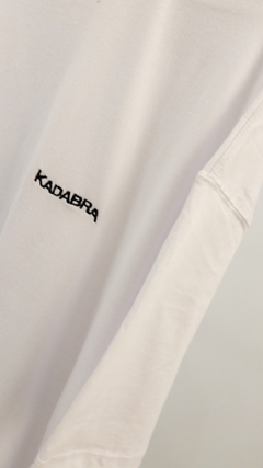 REMERA ULTRA OVERSIZE WHITE en internet