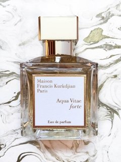 Aqua Vitae Forte de MFK Unissex - Decant - Perfume Shopping  | O Shopping dos Decants