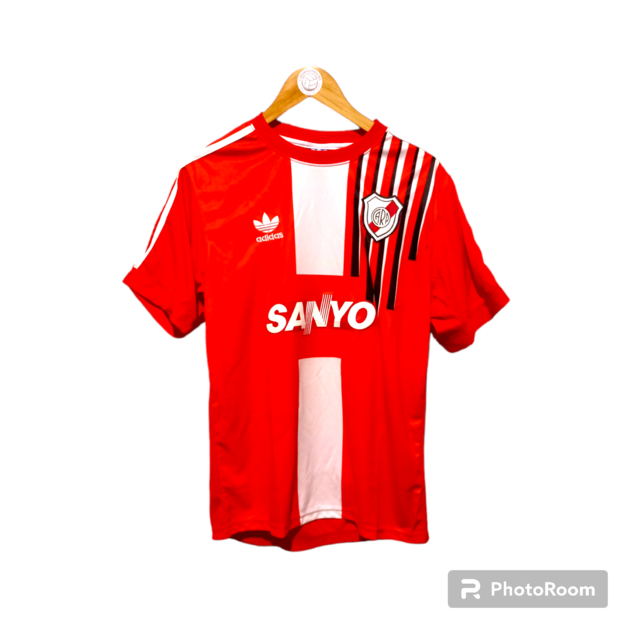 Camiseta river sanyo hotsell