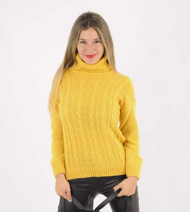Sweater polera de lana frizz avellanedaropa