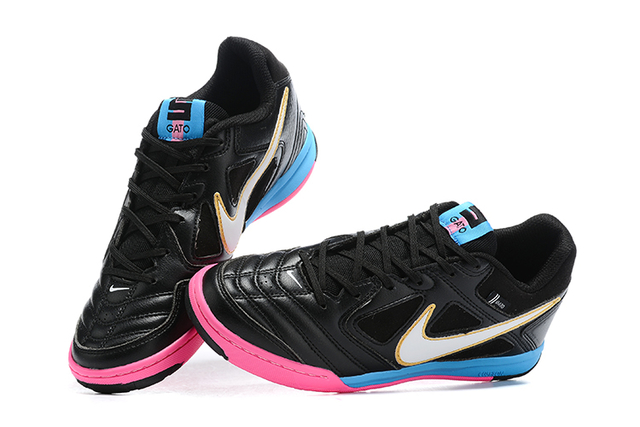 Nike supreme cheap gato black