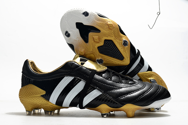 Chuteira Adidas Predator Pulse FG UCL - Sport Shoe