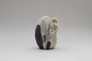 Agustina Garrigou. Raku Potatoide N4, 12cm diam. 16 cm alto