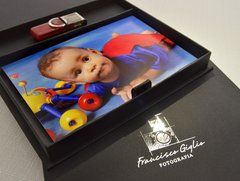 Case pen drive e fotos hot stamp Prata