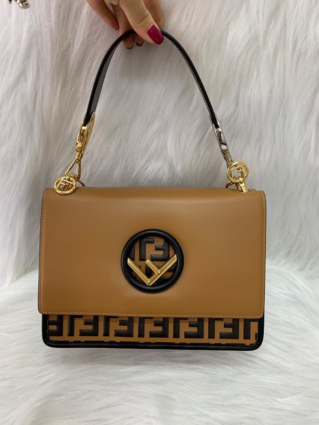 Bolsa Fendi Kan L F