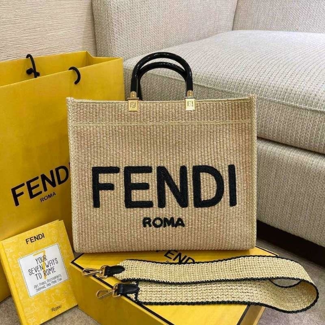Fendi roma bolsa new arrivals