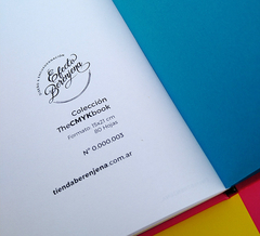 CMYK BOOK - BLACK COSIDO - Tienda Efecto Berenjena