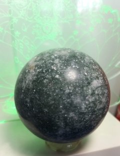 Imagem do Esfera de jade verde 5,5cm com suporte - 240g - no stress