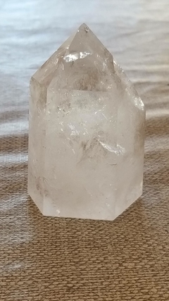 Ponta cristal de quartzo gerador com arco-íris - 6,3cm - 172g - purificador de ambientes na internet