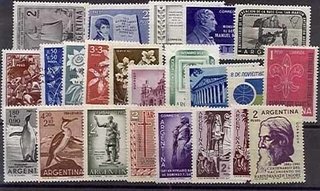 AÑO COMPLETO DE 1961 (23 SELLOS + 1 BLOQUE)