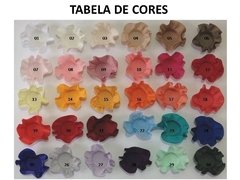 Forminha para Doces Finos Mini Camélia (30 unidades)