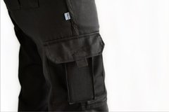 PANTALON OMBU CARGO C/REFUERZO Y BOLSILLO PORTA CELULAR NEGRO GRAFA 100% ALGODON - tienda online