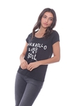 REMERA MC LOVE SOUL ESCOTE REDONDO ESTAMPADA COLOR NEGRO