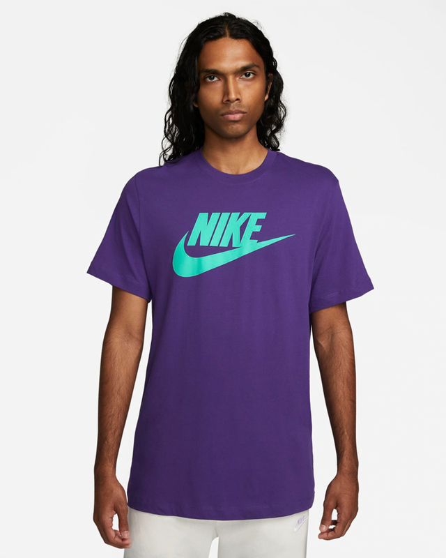 Camiseta Nike Sportswear Feminina - Nike