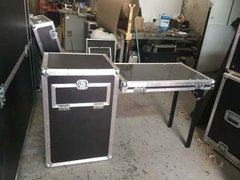 Road Case 3 Gavetas + 2u rack + Bancada Lateral - Universalcases